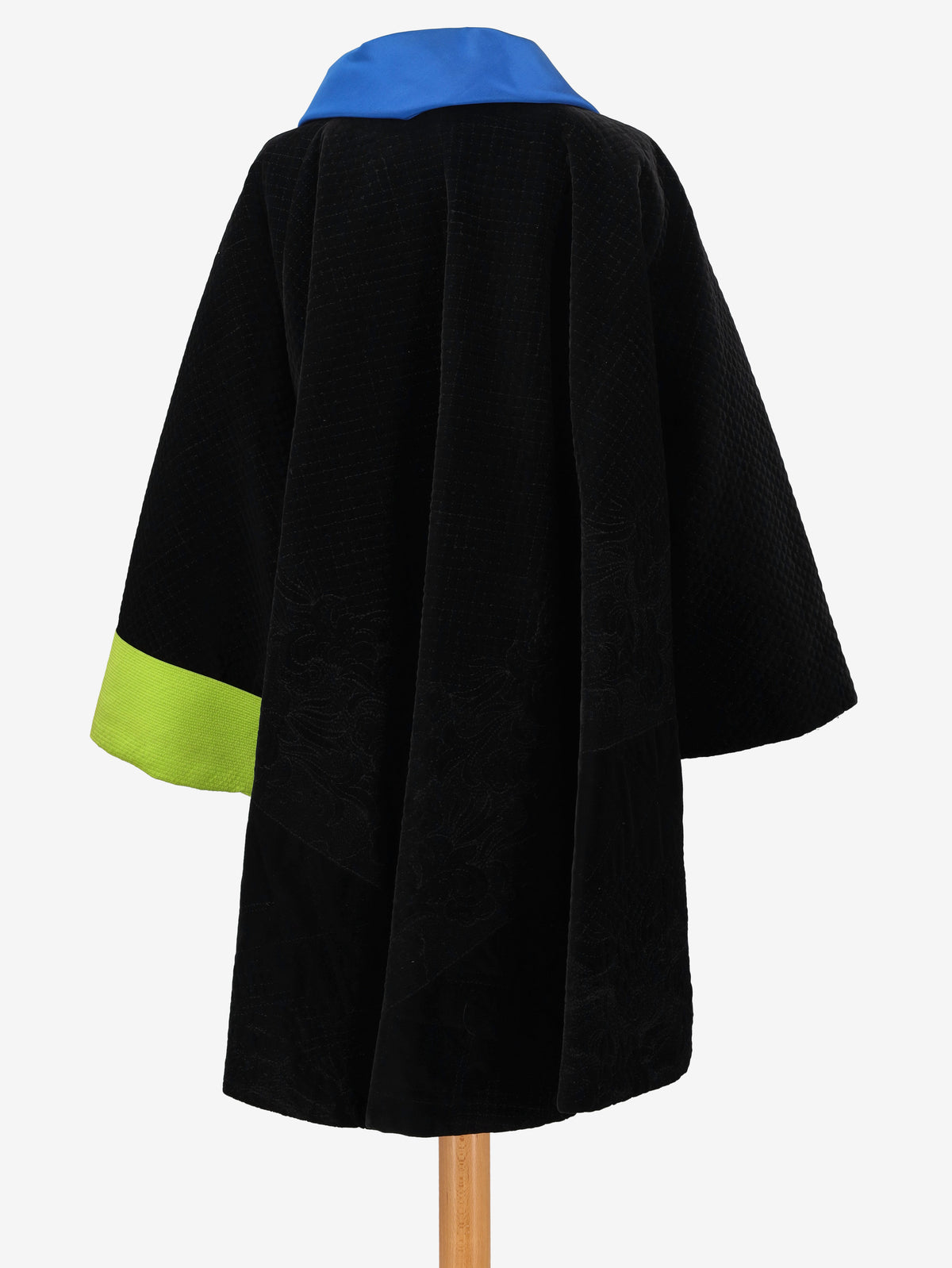 Gianni Versace Matelassé Outwear