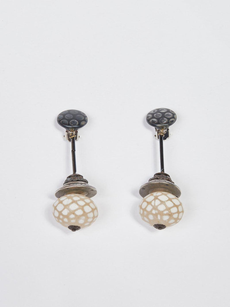 1960s Thierry Mugler clip drop earrings in metal and resin W22033018  Thierry Mugler