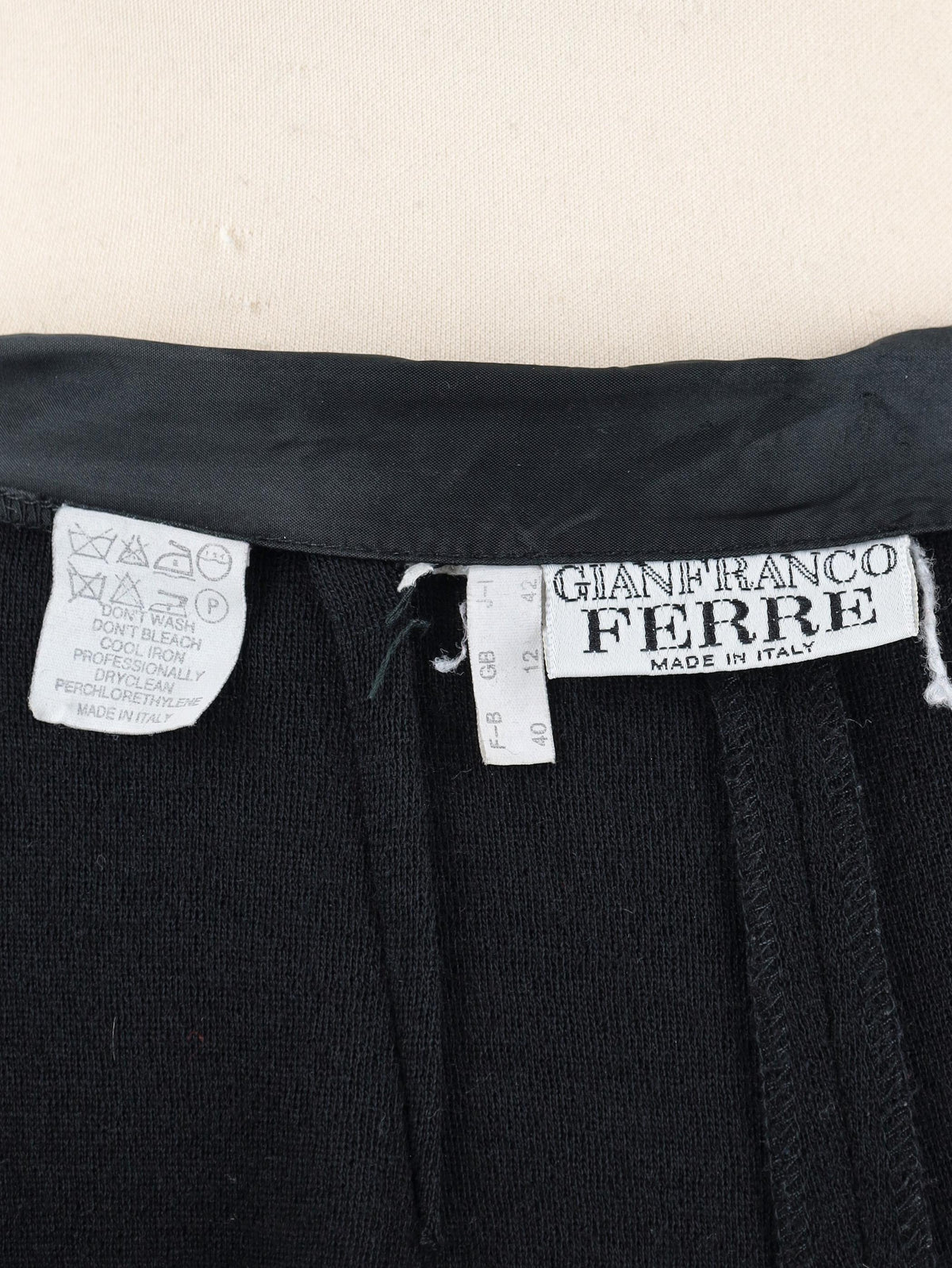 Gianfranco Ferré Cigarette Pants