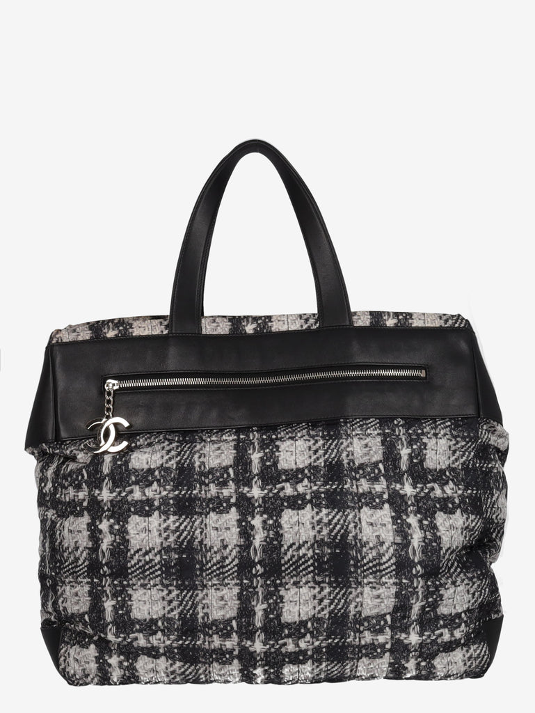 Chanel Tote Bag