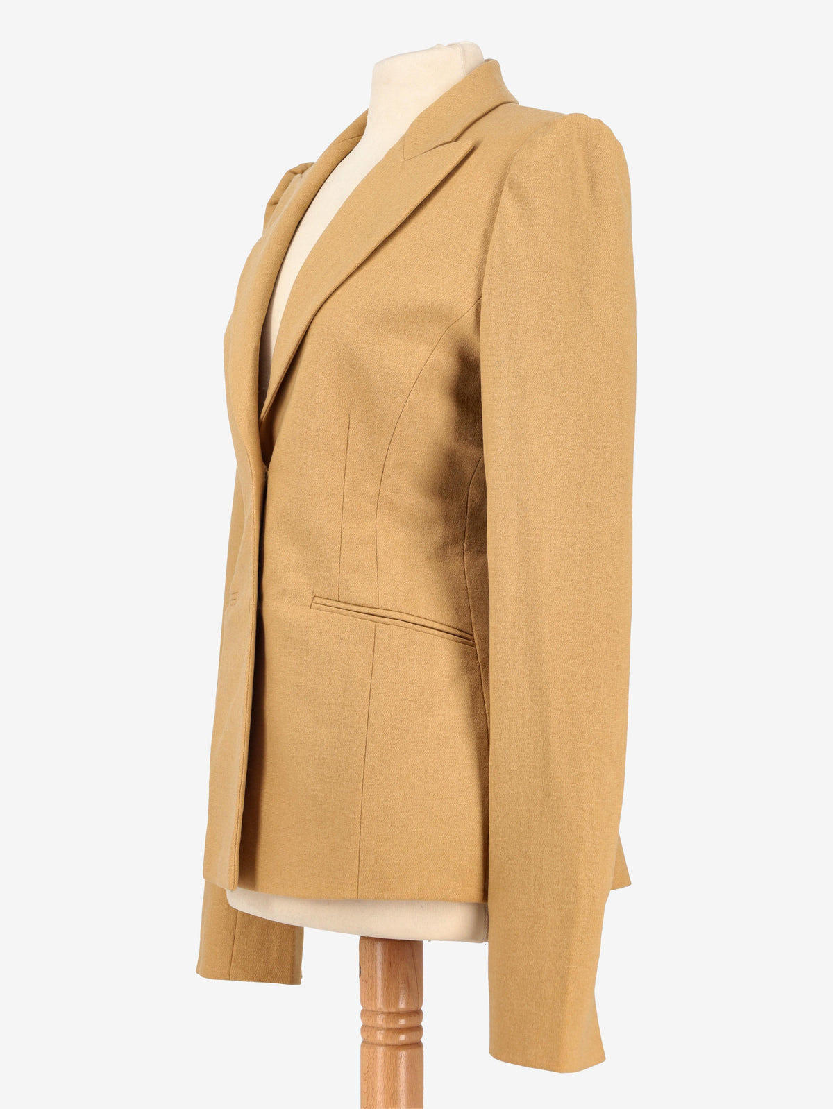 Voyage Invest In The Original Camel Suit