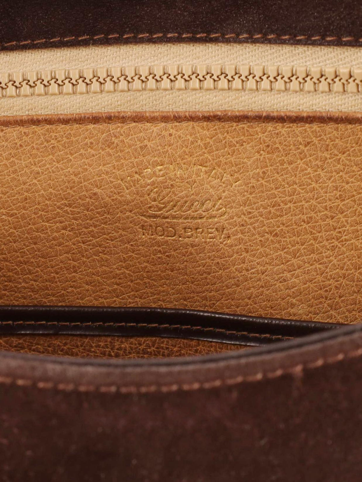 Gucci Vintage Tiger Buckle Shoulder Bag