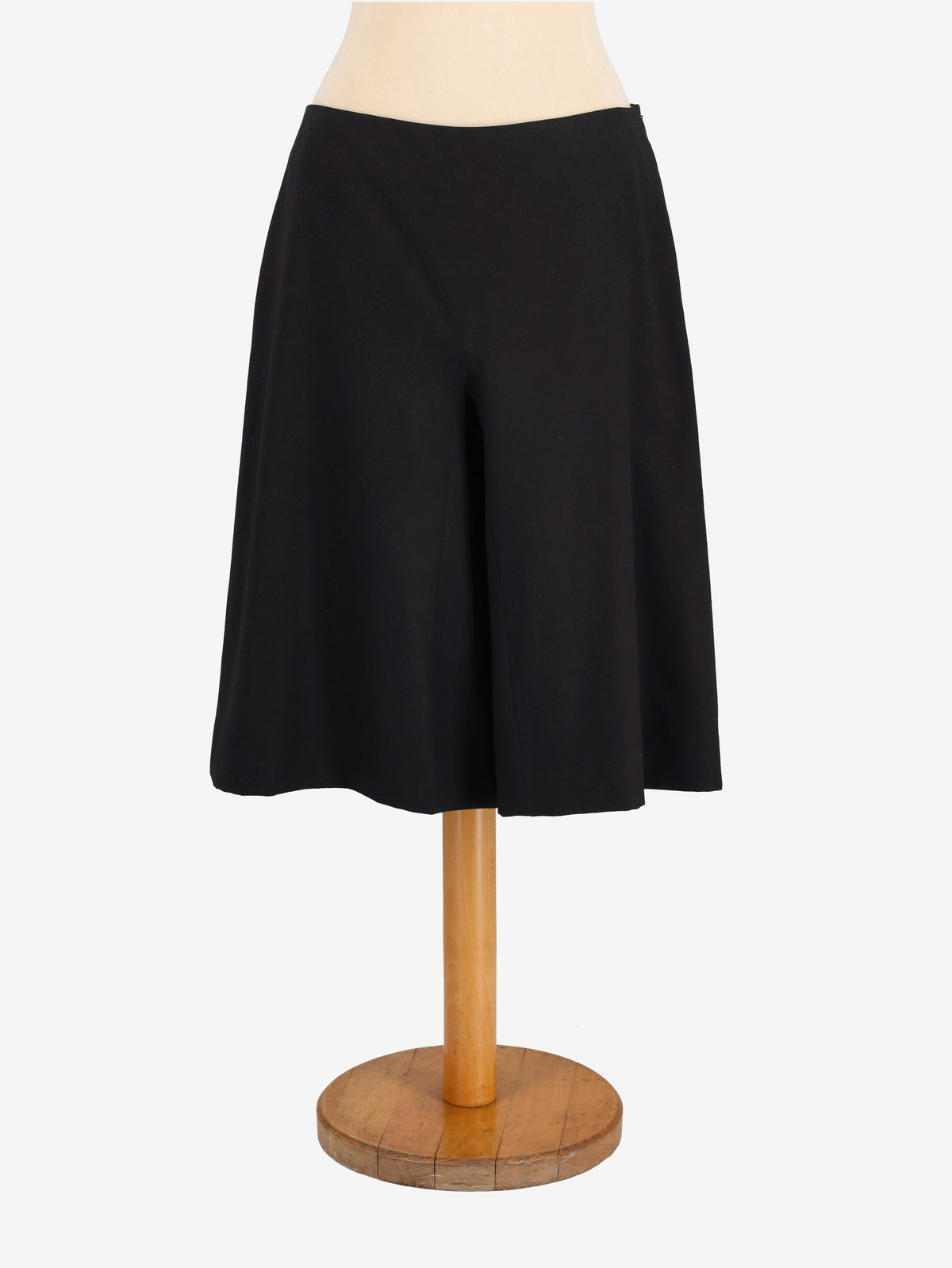 Chanel Wool Capri Pants