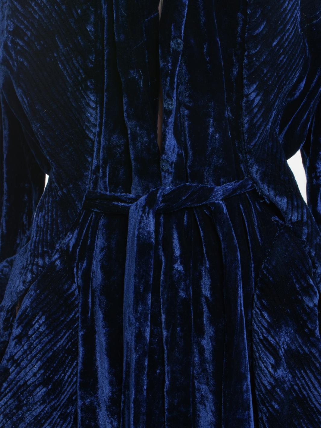 Vintage Navy Velvet Robe - '40
