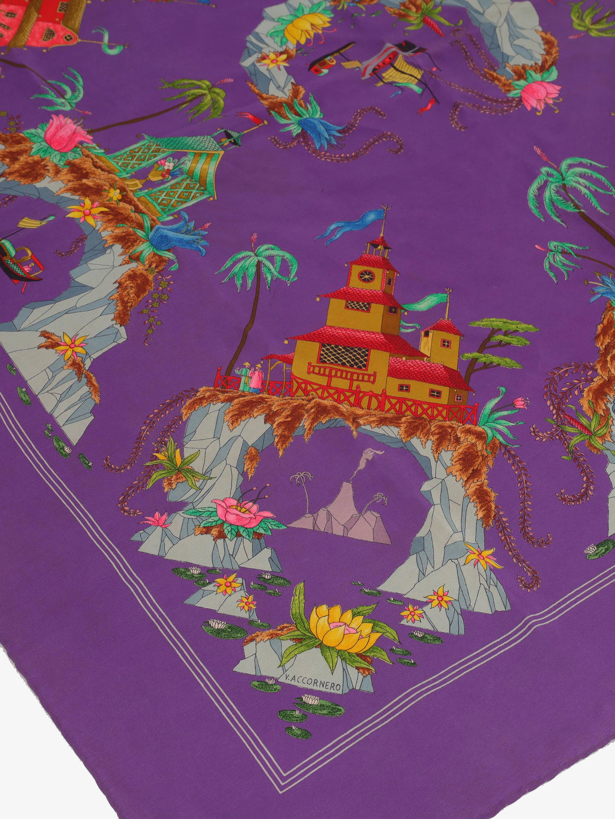 Gucci Asian Scenery Foulard By V. Accornero