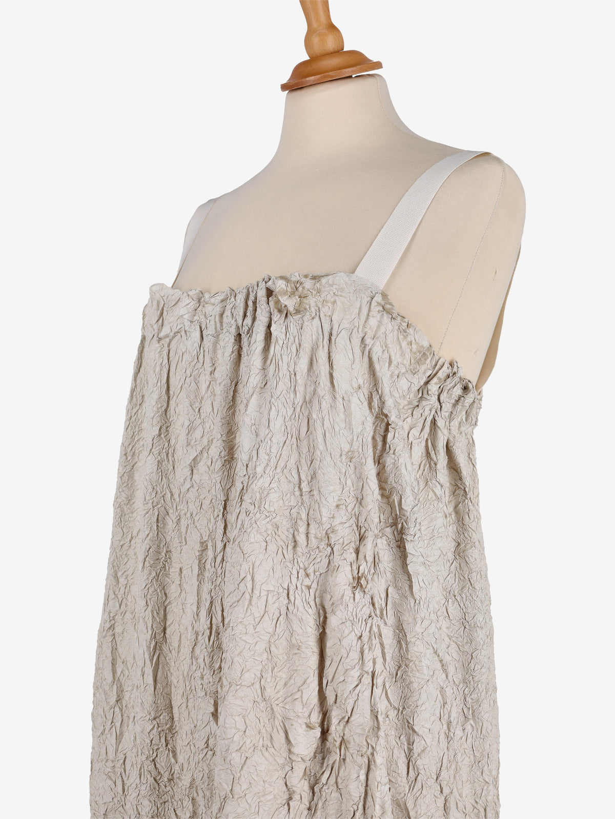 Issey Miyake 褶皱效果连衣裙