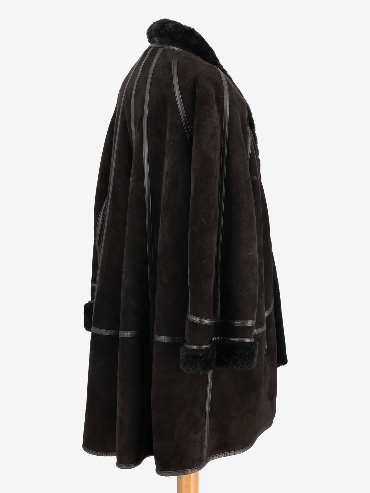 Vintage Black Shearling W24121250  Vintage