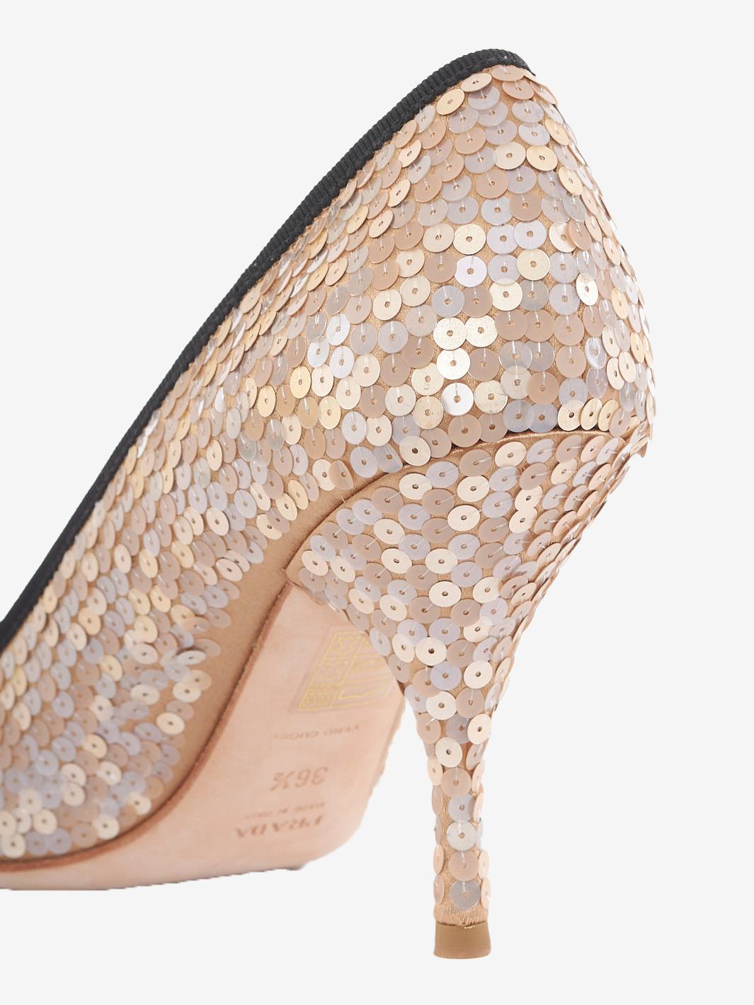 Scarpa con tacco Prada con paillettes e raso
