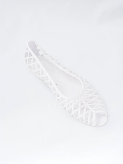 2010 American Apparel white open toe rubber ballet flats