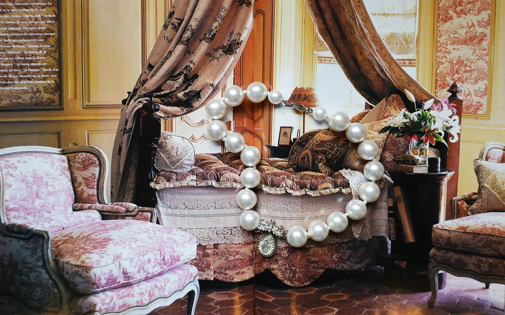 Vintage Jewelry Trends: From Bold ’80s to Timeless Pieces