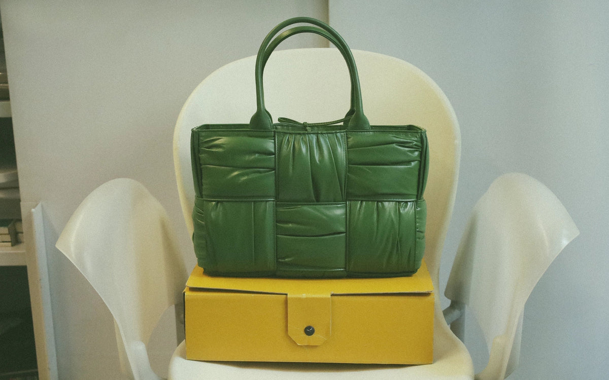 Office Outfit: Elevate Your Work Wardrobe with Timeless Vintage Pieces