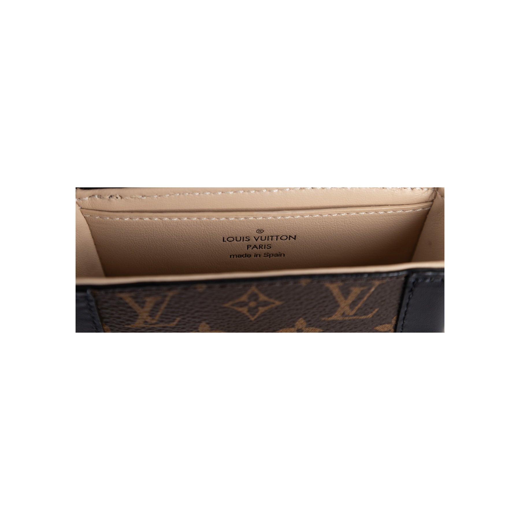 Louis Vuitton Essential Trunk Mini Bag - '10s – Cavalli e Nastri