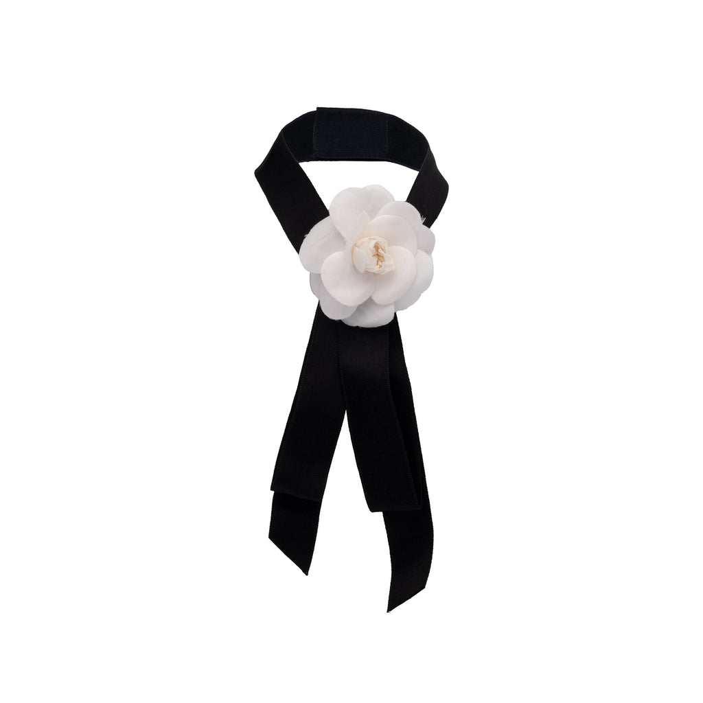 Chanel black and white satin accessory with Camelia pre-owned