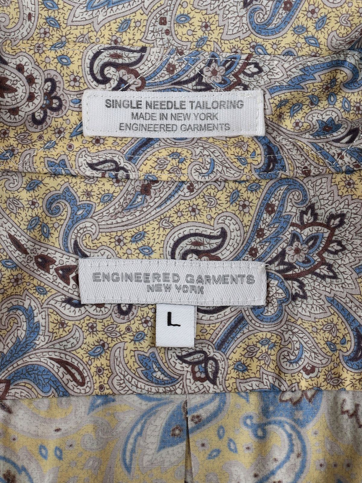 Vintage Tailored Paisley Print Shirt MU260922.43  Vintage 