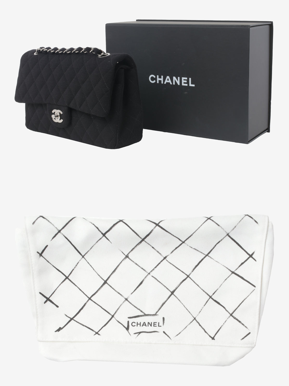 Chanel 永恒经典黑色绗缝帆布包