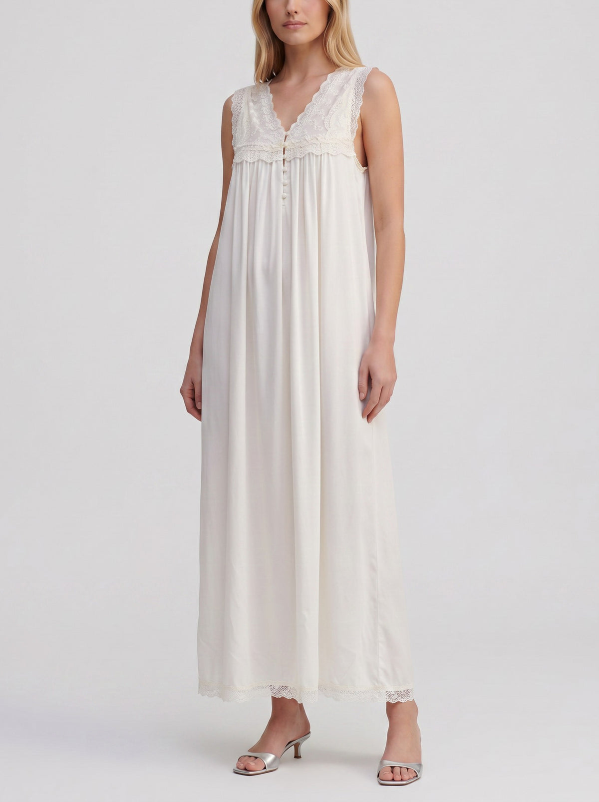 Christian Dior Le Connaisseur Silk Nightgown CVB26.59.4.1  Christian Dior 