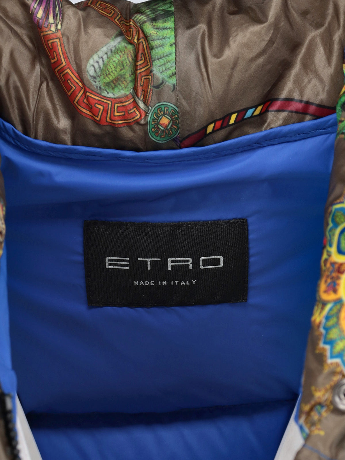 Etro Multicolor Printed Puffer Jacket with Tropical Animal Motifs CVM26.22.38  Etro 