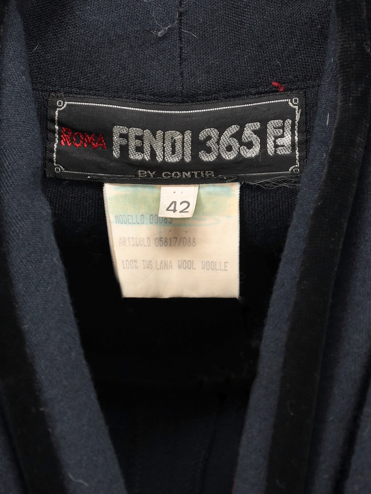 Fendi Vintage Wool Coat with Velvet Details W27526.185  Fendi 