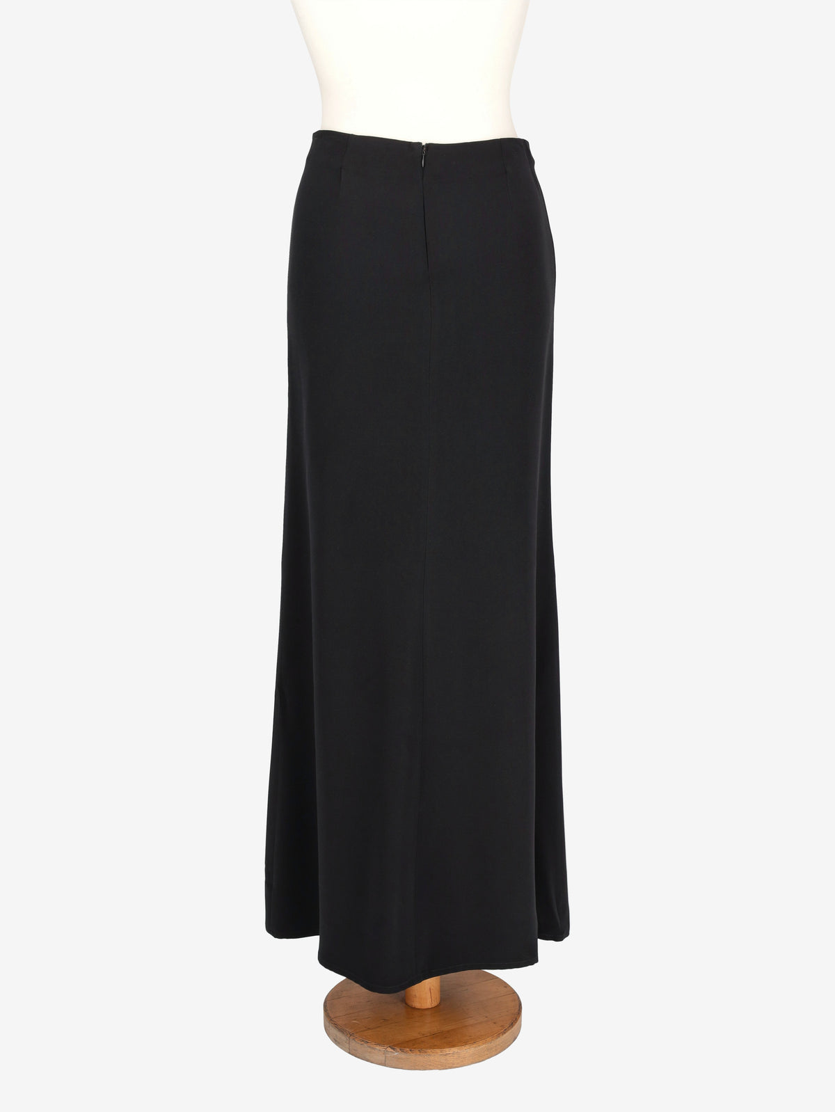 Gianfranco Ferré Long Lightweight Skirt 1012.15  Gianfranco Ferré 