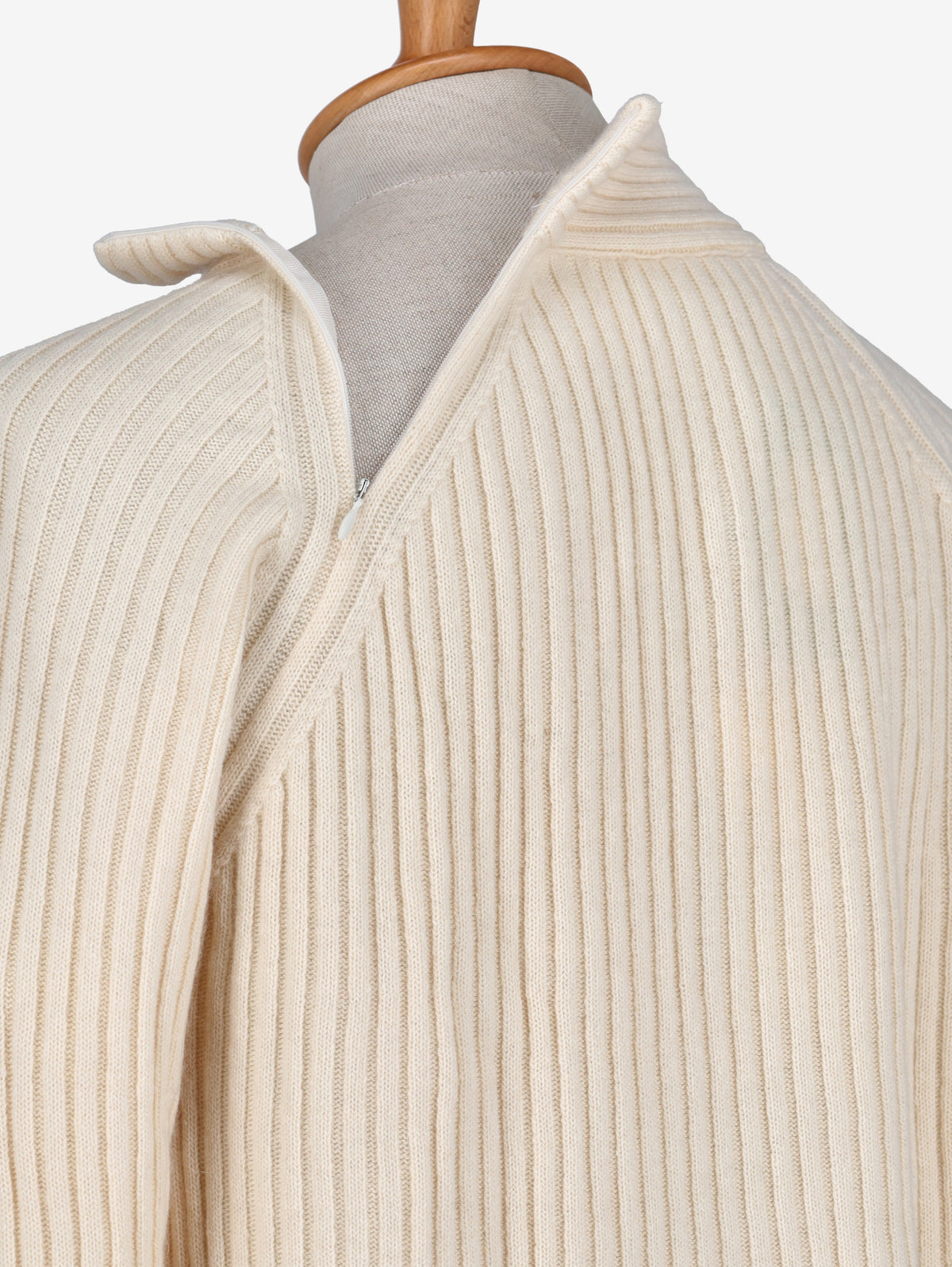 Gianfranco Ferré High Neck Knitted Sweater W2511.08  Gianfranco Ferré 