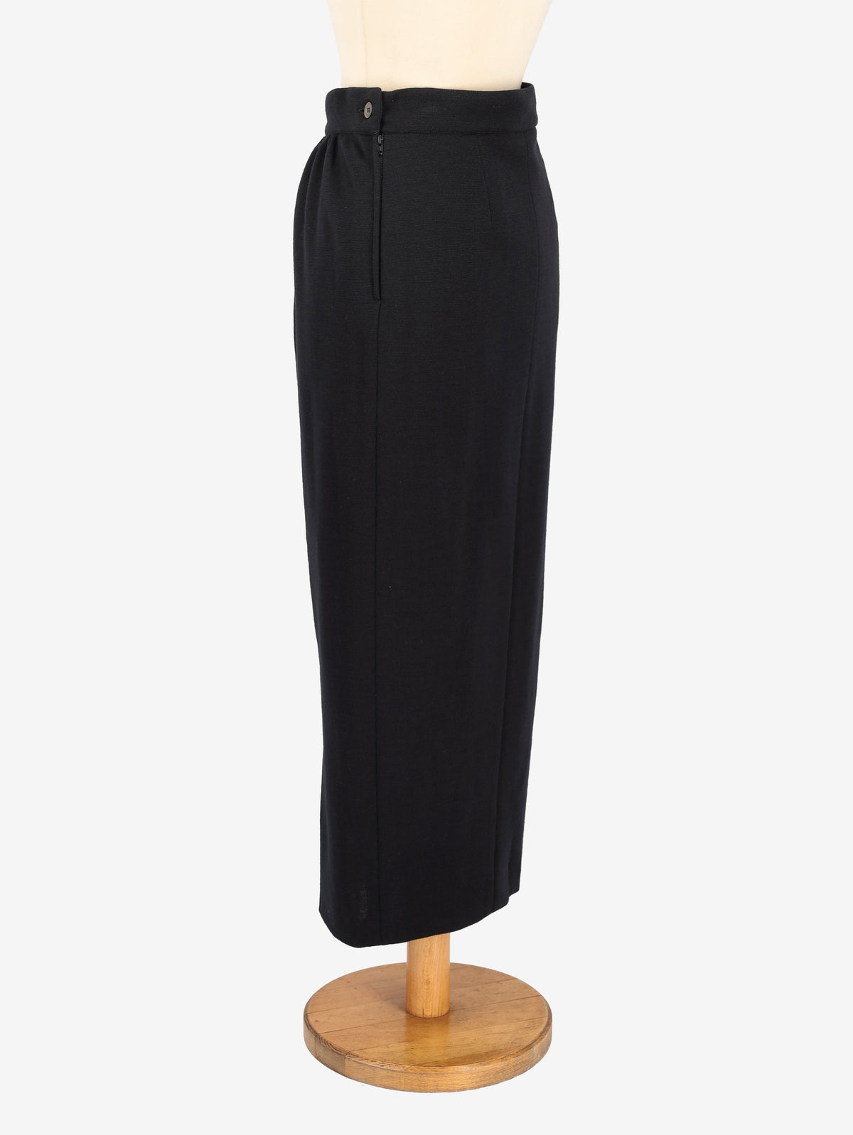 Gianfranco Ferrè Wool Pencil Skirt WCV041224.99  Gianfranco Ferré 