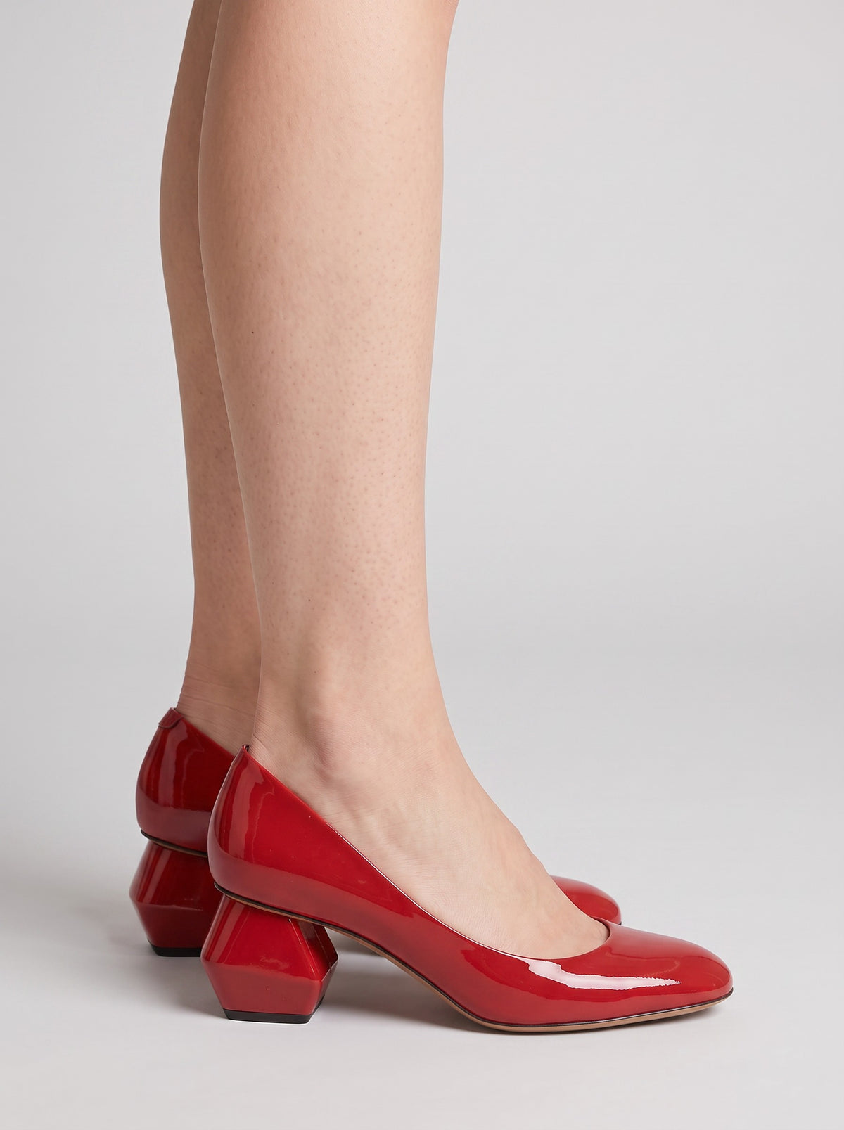 Emporio Armani Red Patent Leather Low-Heel Shoes W7926.13  Giorgio Armani 