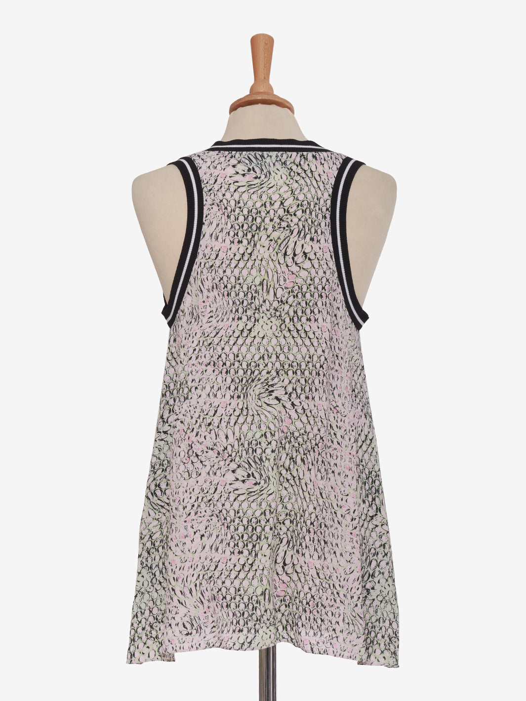 Iceberg Patterned tank top with contrasting details