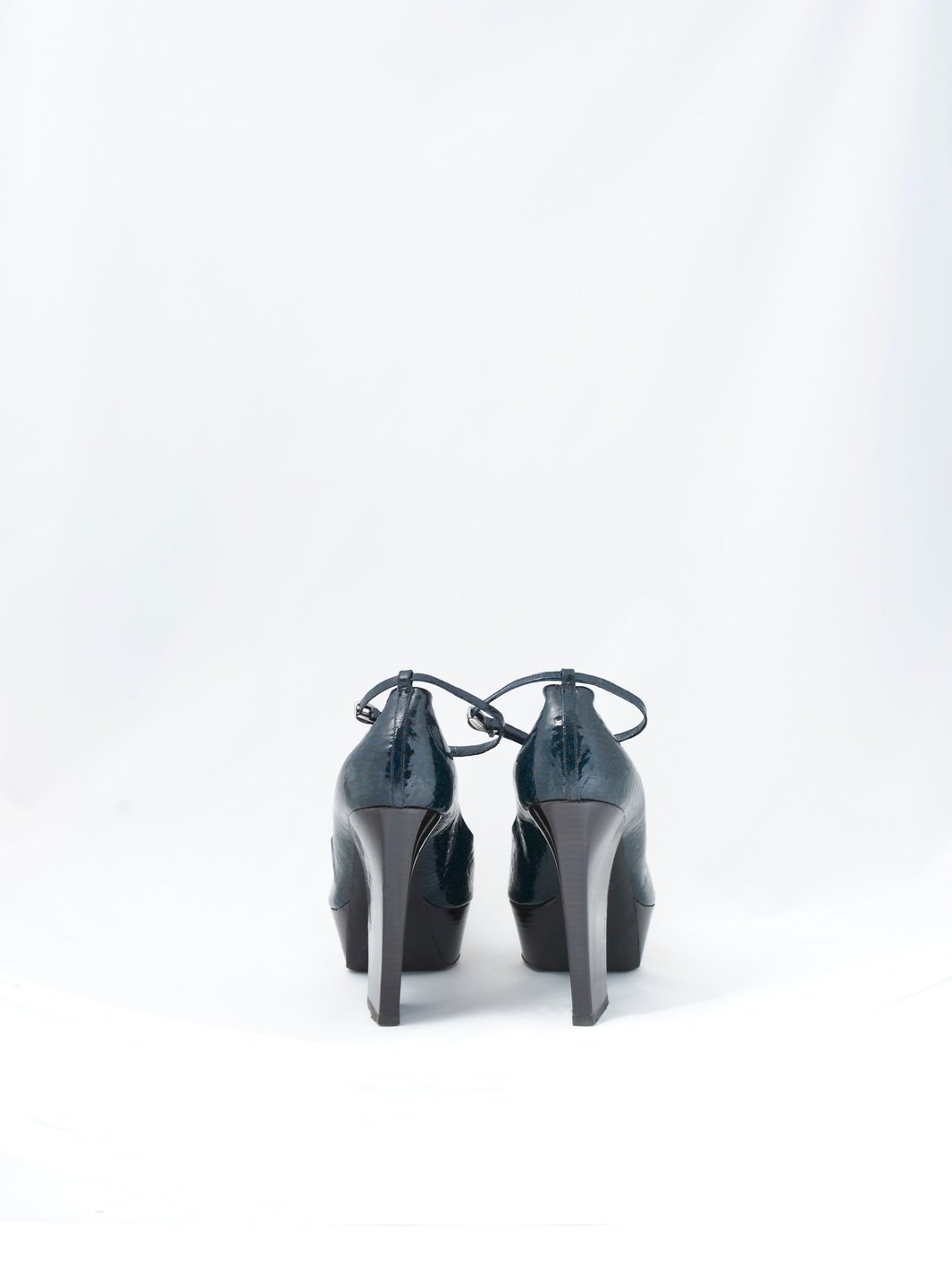 Jil Sander blue patent leather pumps with ankle strap