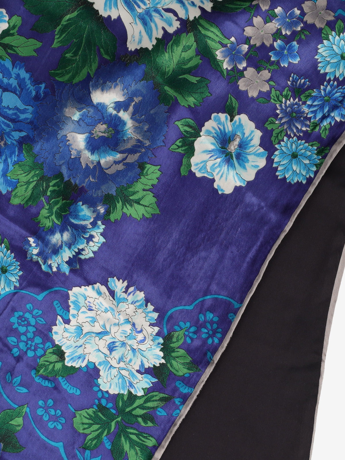 Kenzo Velvet Floral Shawl Scarf W27526.58  Kenzo 