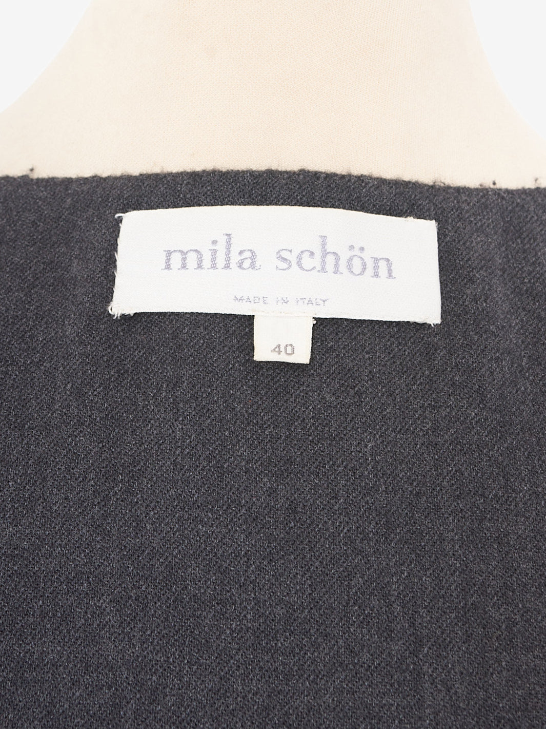 Mila Schon WCV220919182