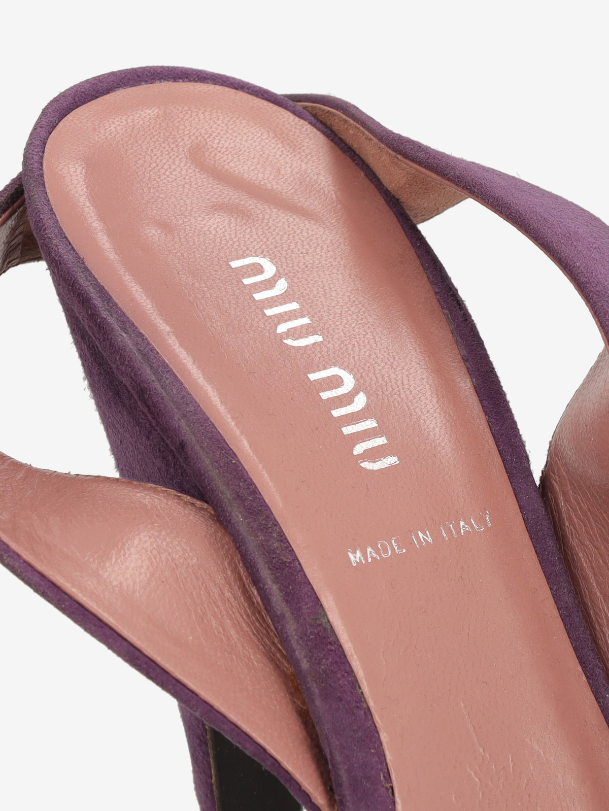 Miu Miu Purple Suede Pointed-Toe Heels W2926.48  Miu Miu 