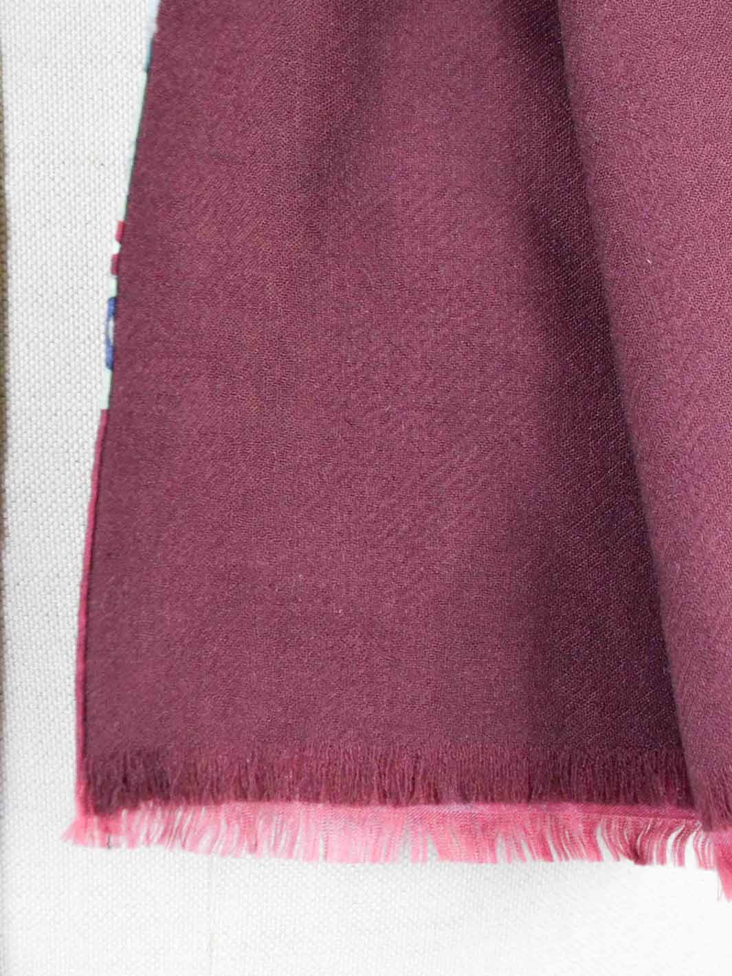 1970s men burgundy silk-blend scarf with graphic pattern W22030638  Vintage 