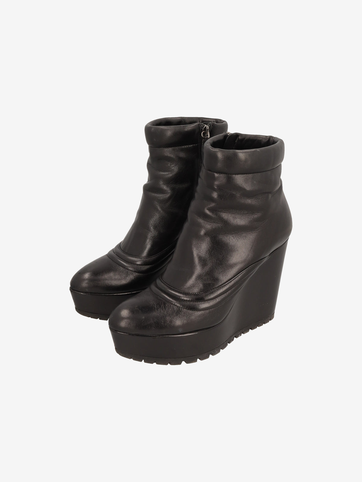 Prada 2010s Platform Ankle Boots W6826.10  Prada 