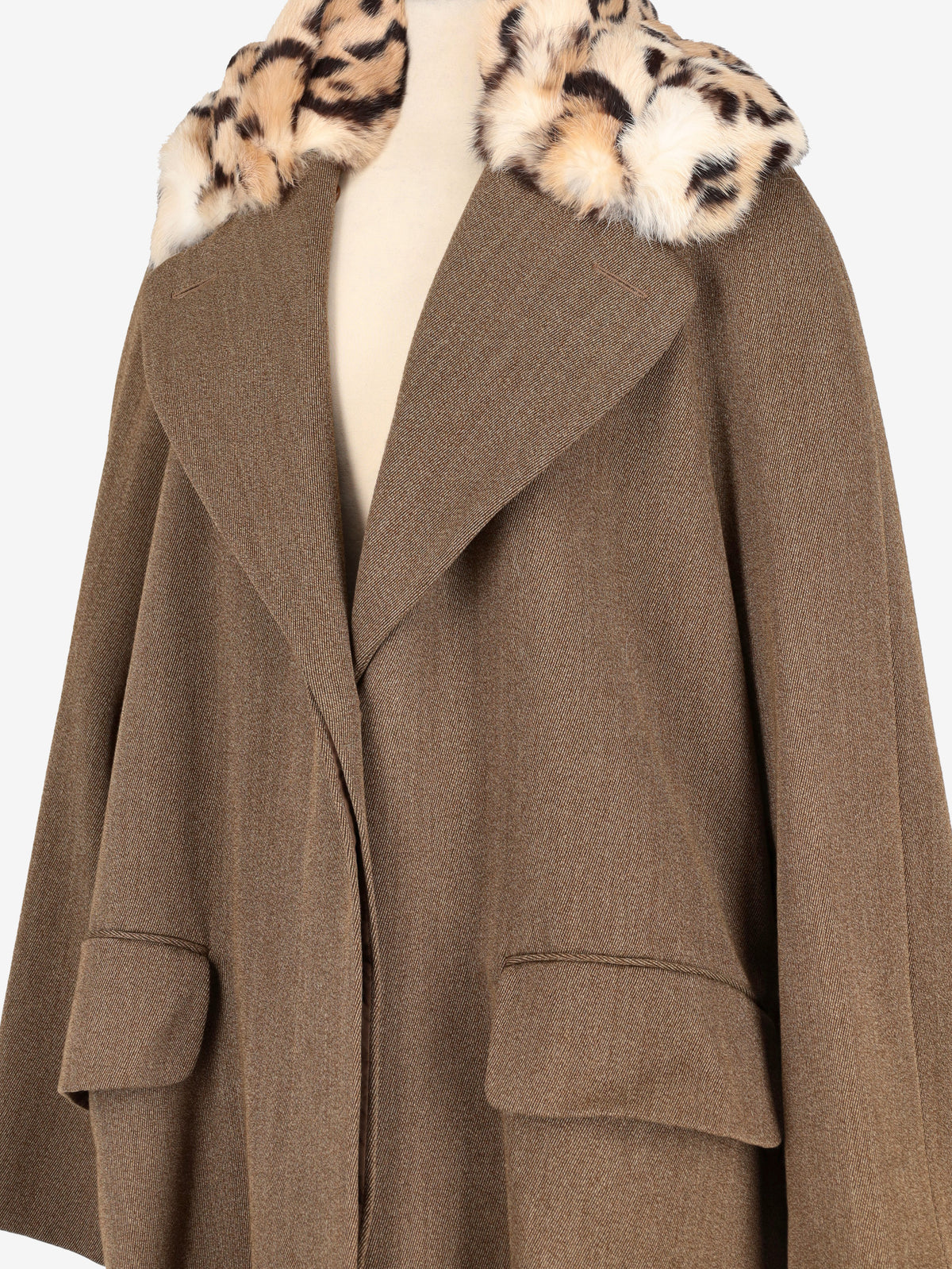 Romeo Gigli Vintage Dark Brown Wool Coat with Leopard-Print Collar WCV1004344  Romeo Gigli 