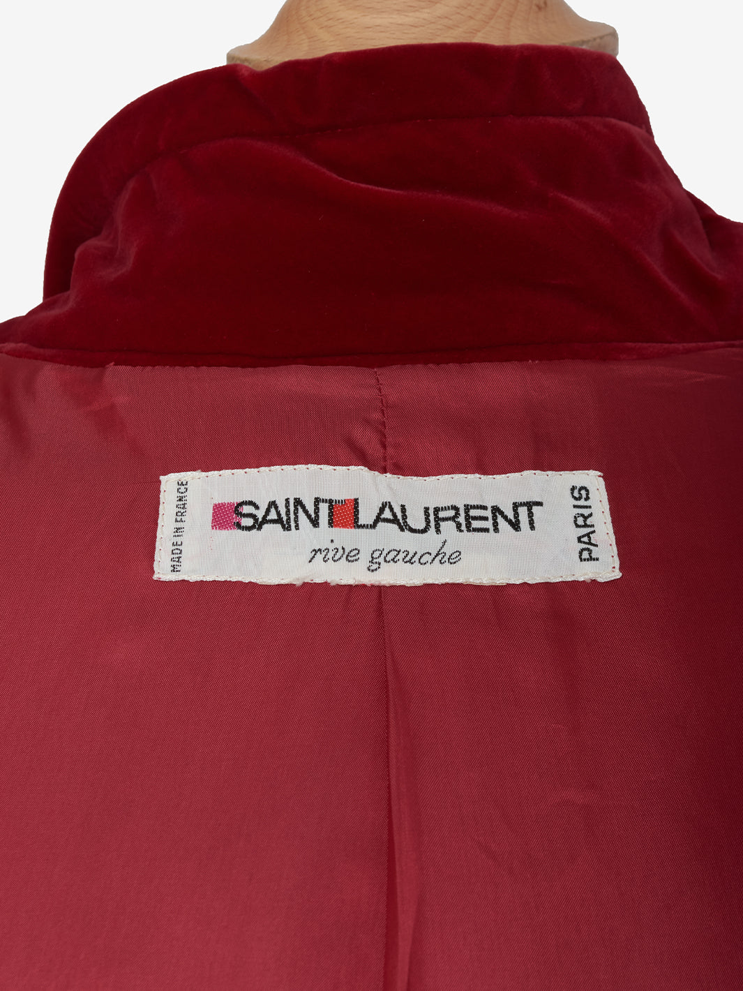 Saint Laurent AR011