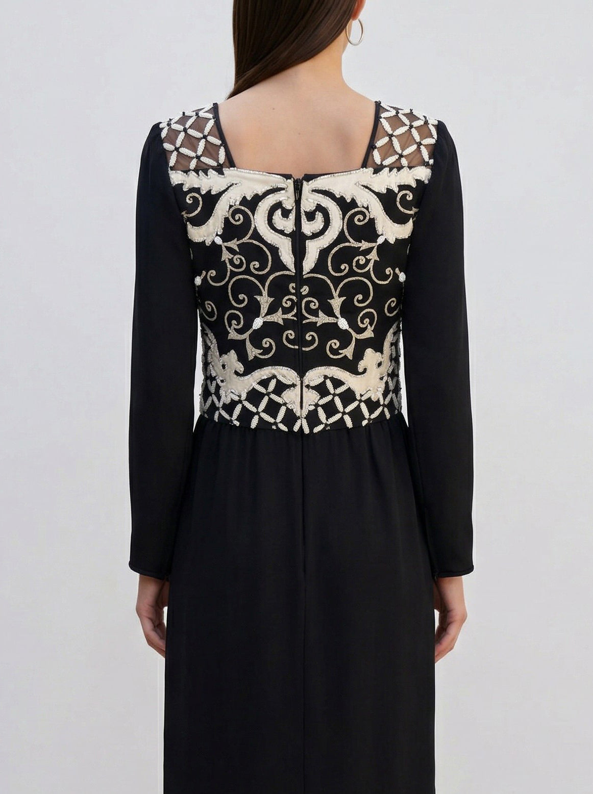 Valentino 1980s Dress in Black Silk Crepe AR012  Valentino 