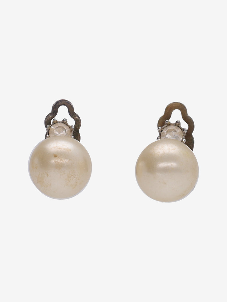 Vintage Faux Pearl Clip-On Earrings W290626.19  Vintage 