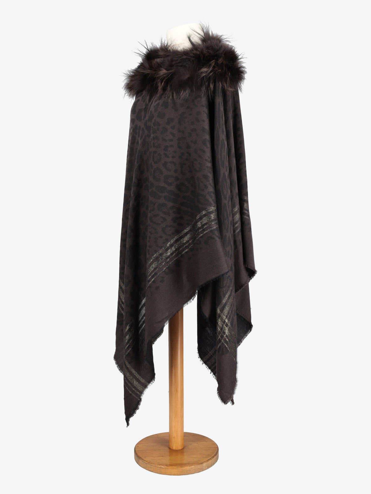 Vintage Wool Poncho With Fur Collar WCV041224.1  Vintage 