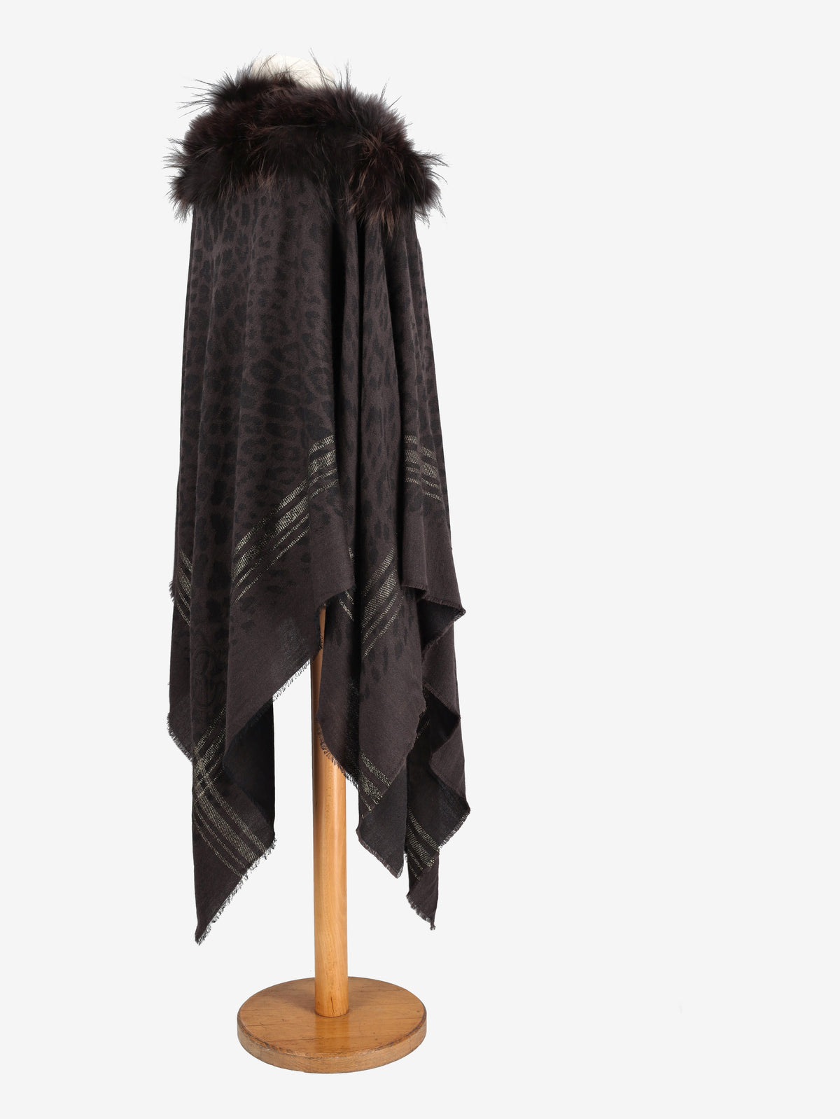 Vintage Wool Poncho With Fur Collar WCV041224.1  Vintage 