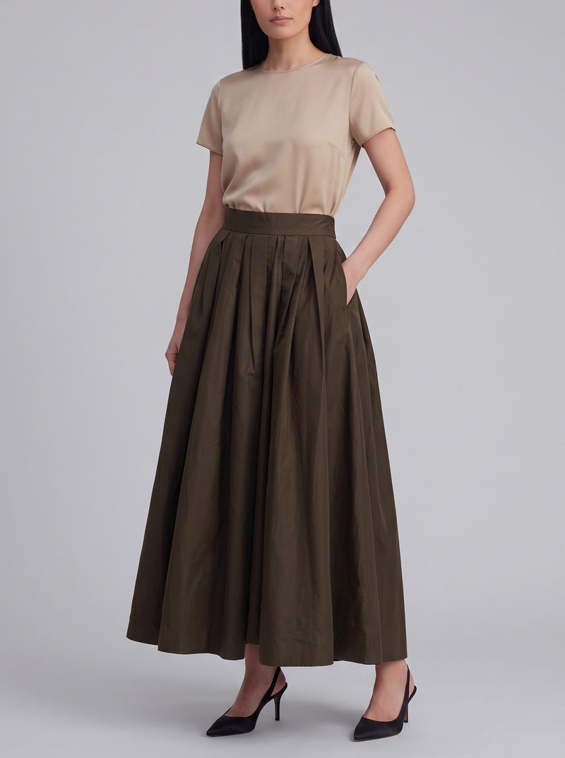 Yves Saint Laurent Voluminous Green Maxi Skirt W2926.26  Yves Saint Laurent 