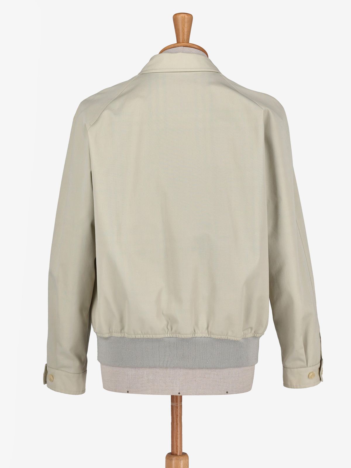 Burberrys' Classic Jacket MU250527.74.1  Burberry 