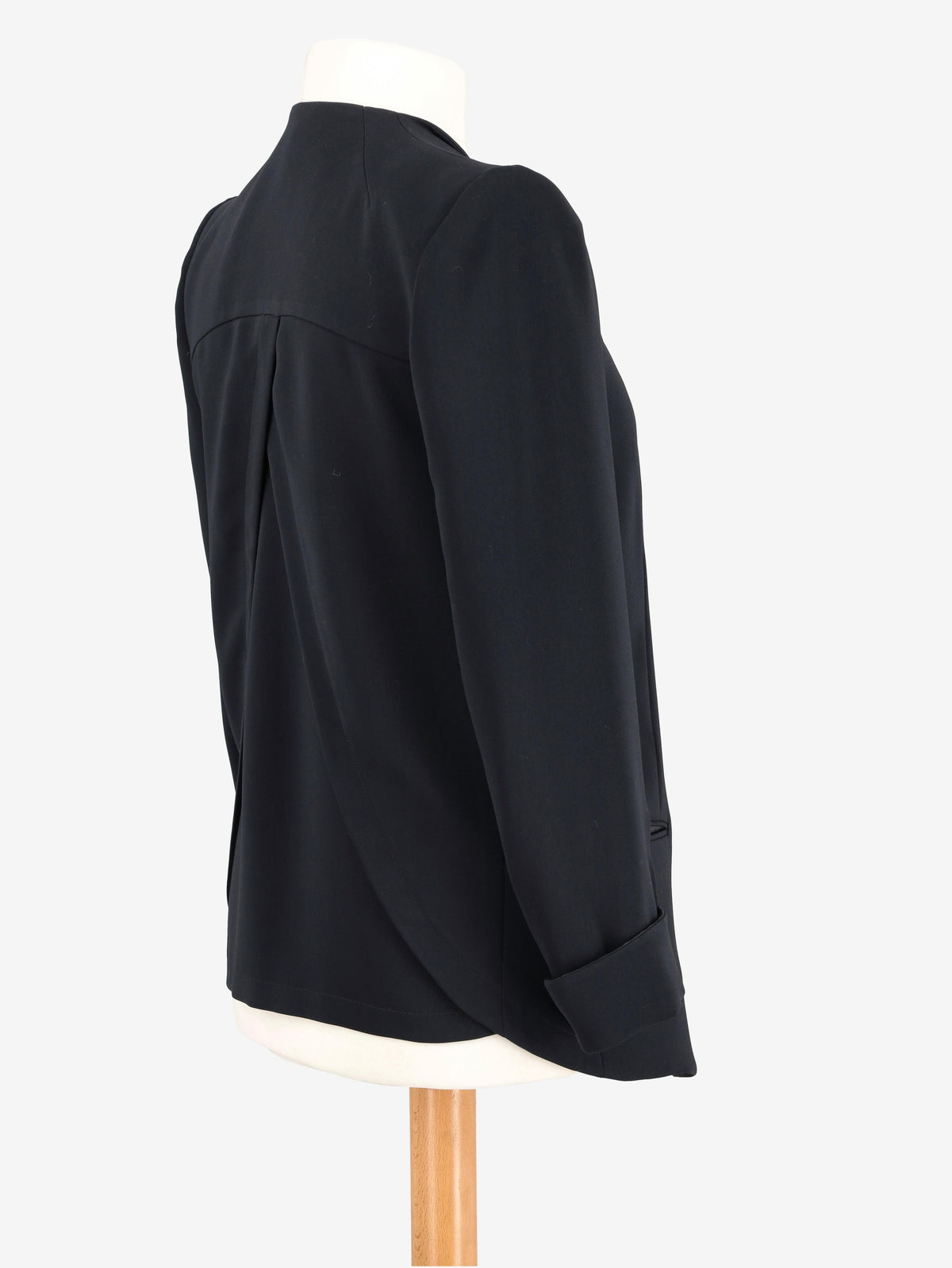 Balenciaga 垂坠西装外套