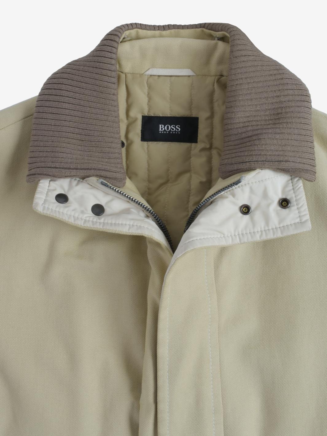 Hugo Boss 米色带口袋外套