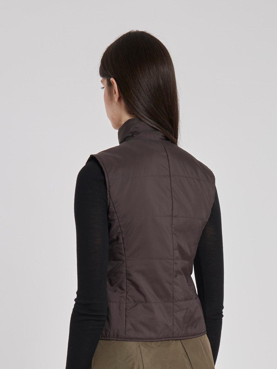 Y2K Fay sleeveless down jacket in dark brown W2202258  Fay 