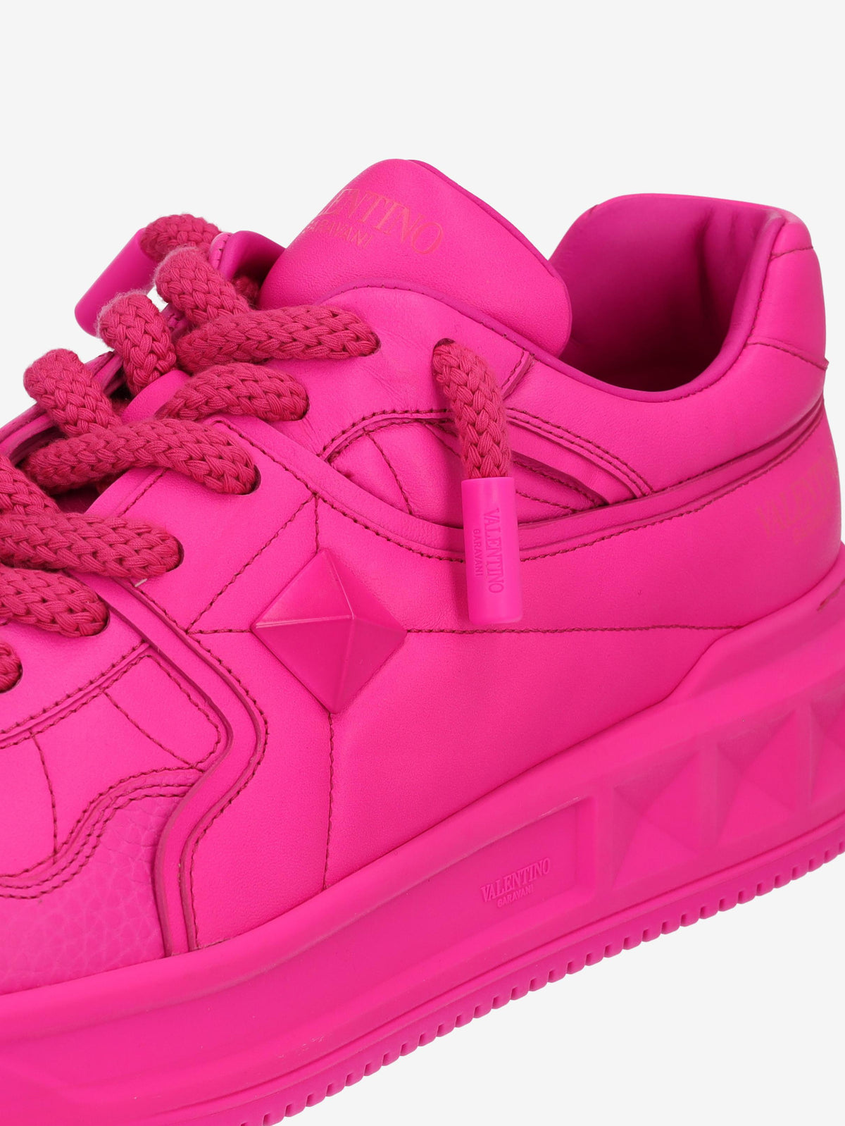 Valentino Fuchsia Sneakers MU251009.16  Valentino 