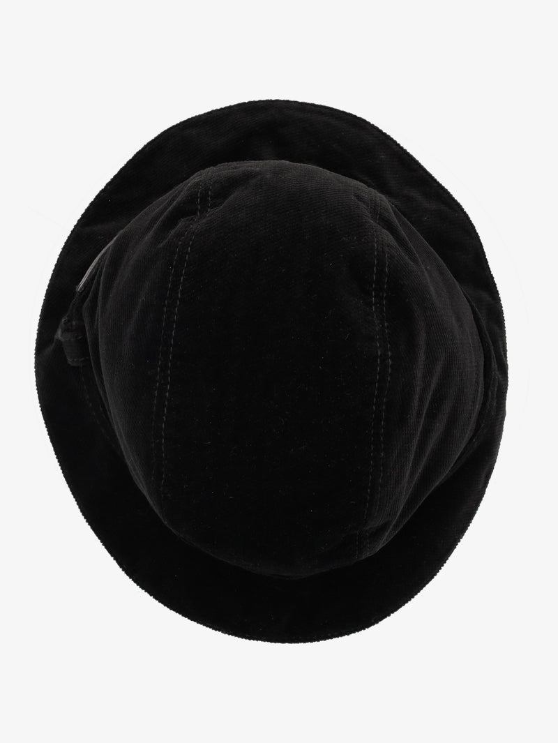 Y2K Prada hat in black velvet W2203304  Prada 