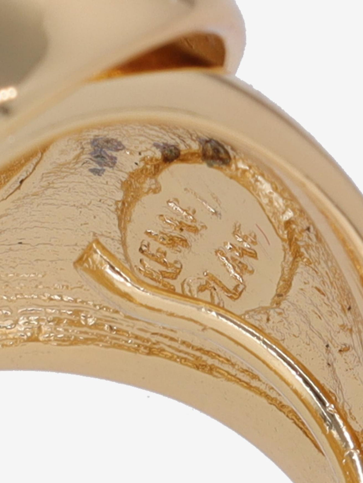 Kenneth Jay Lane Red Enamelled Oval Ring CVR24.1.147  Kenneth Jay Lane 