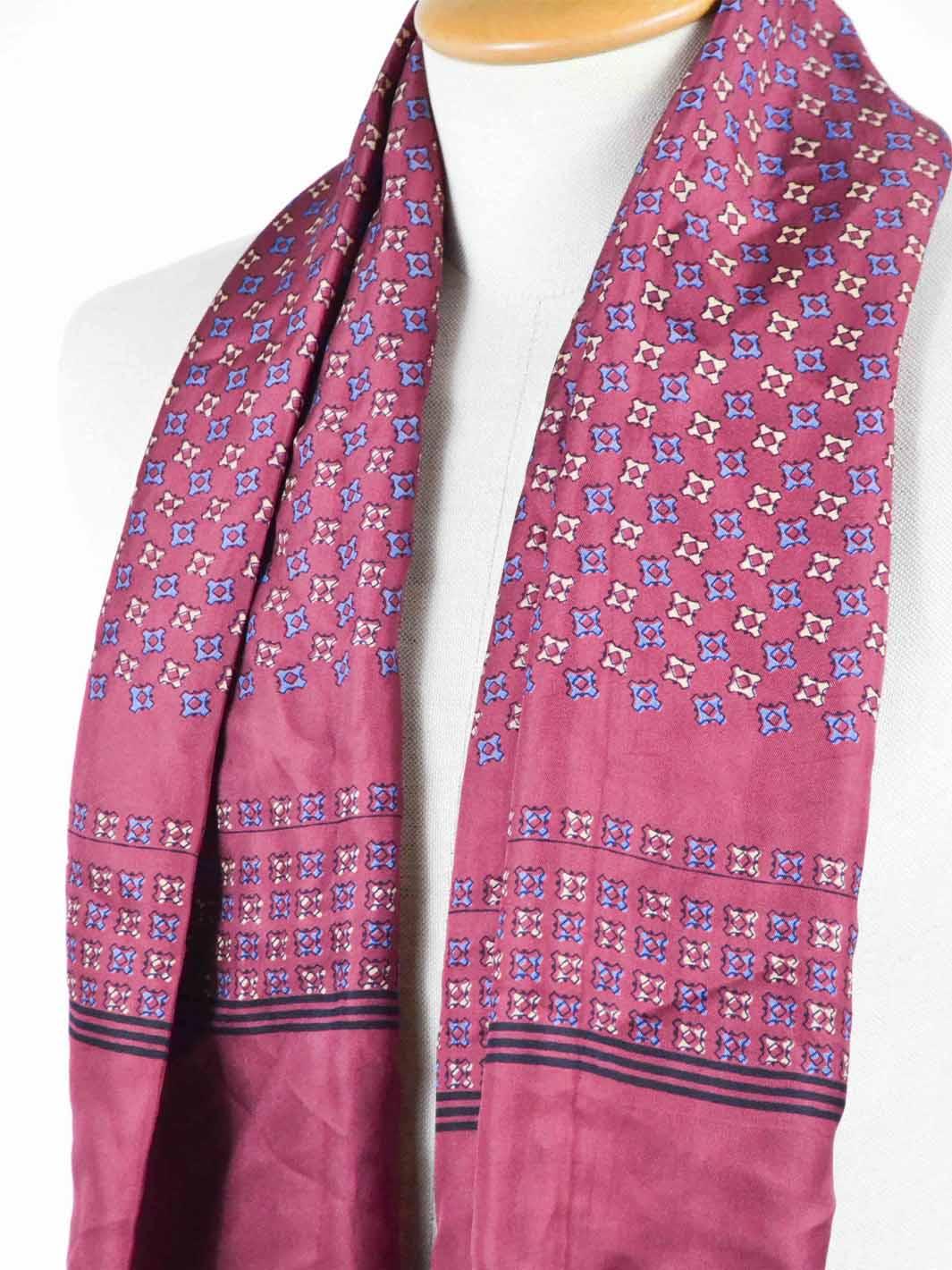 1970s men burgundy silk-blend scarf with graphic pattern W22030638  Vintage 