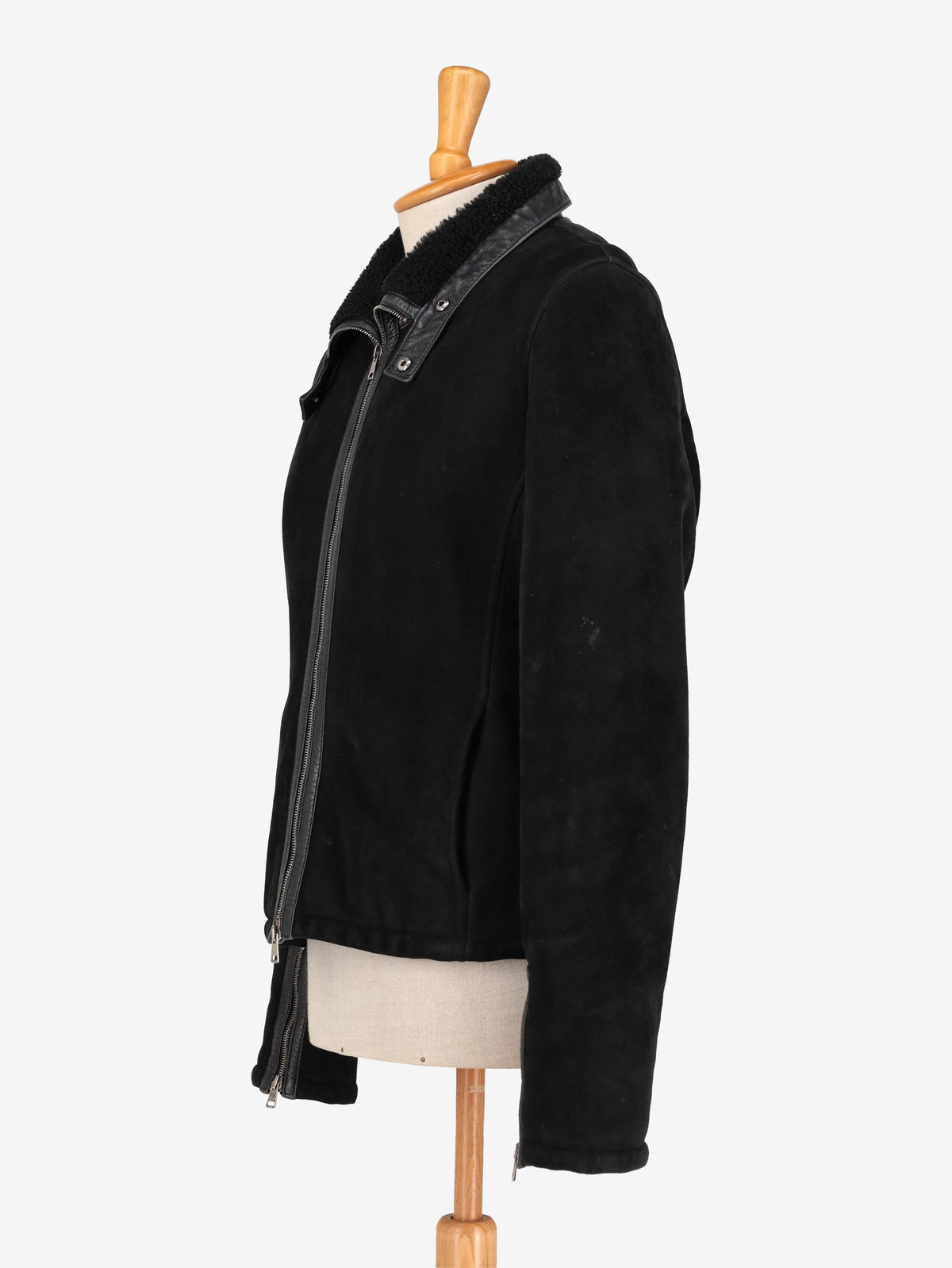 Gucci Black Shearling WCV250842  Gucci 