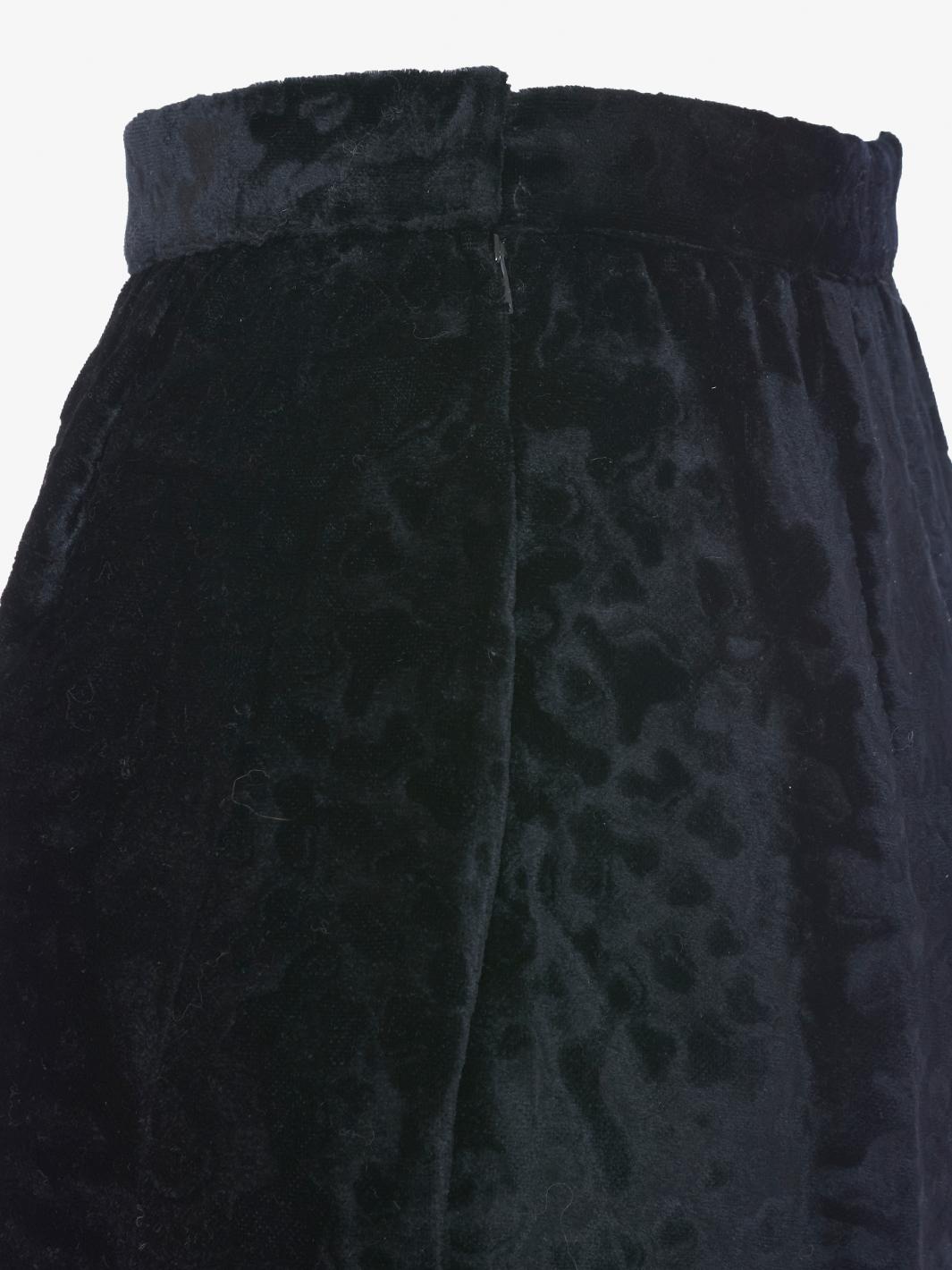 Valentino Linea 'Night' Suit in brocade velvet WCV22112903 . Valentino 